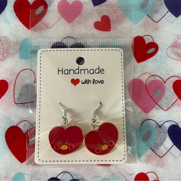 BT21 TATA V BTS earrings - Picture 3 of 3
